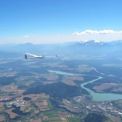 Flugwegposition um 11:22:23: Aufgenommen in der Nähe von Gemeinde St. Kanzian am Klopeiner See, Österreich in 2203 Meter